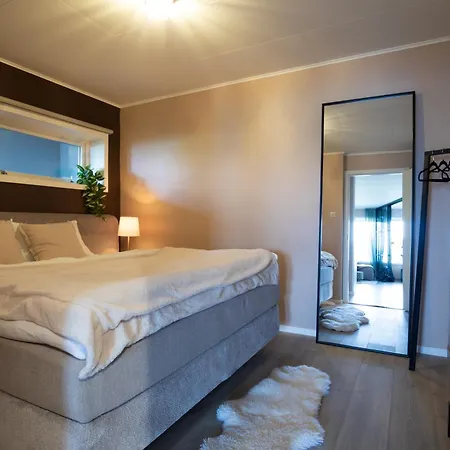 Uranus - View Over Tromsoya Lägenhet