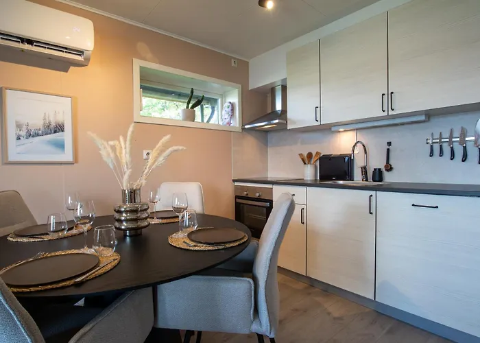 Uranus - View Over Tromsoya * Tomasjorda