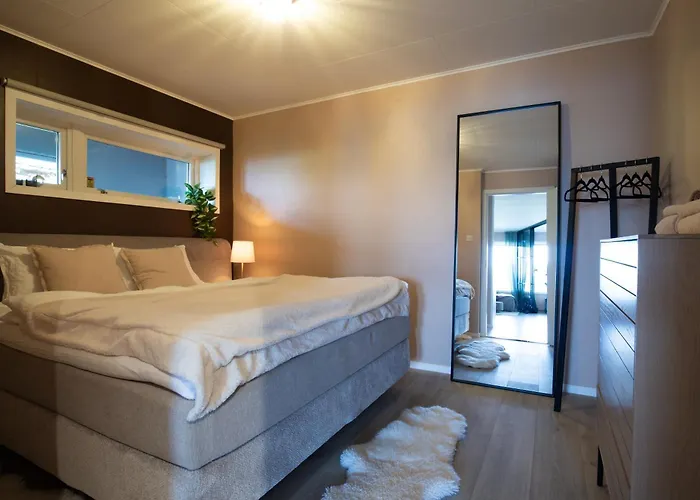 Uranus - View Over Tromsoya Апартаменты